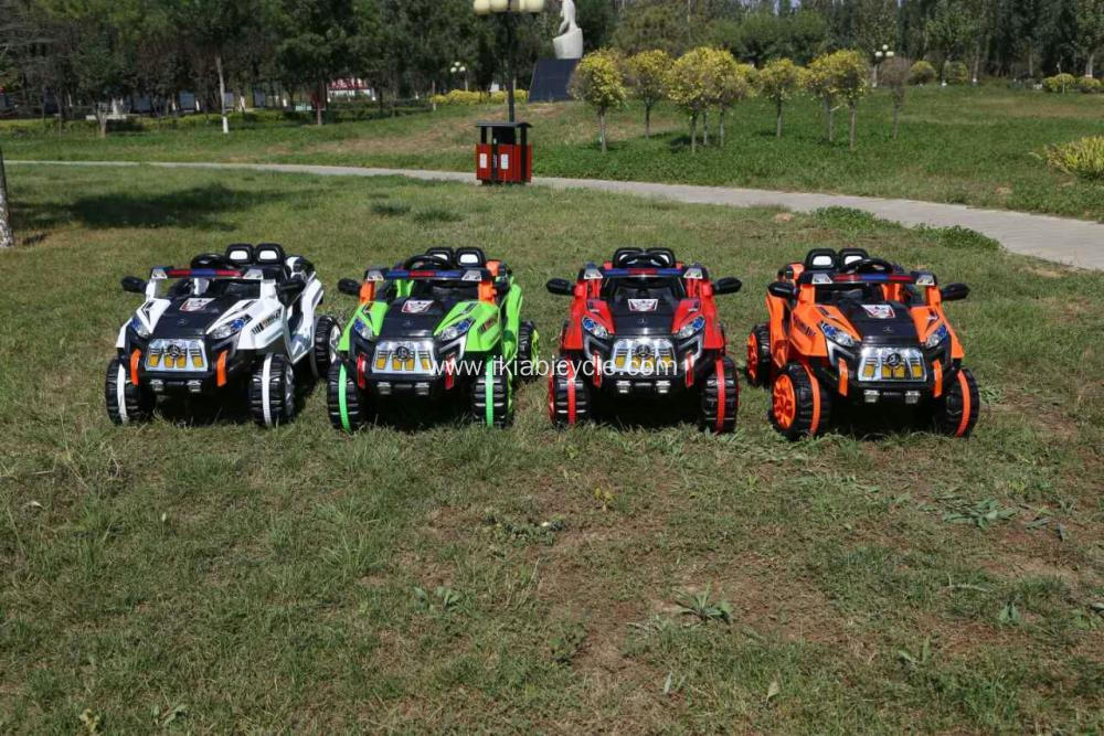 Kids Electric Battery Powerd menaiki kereta
